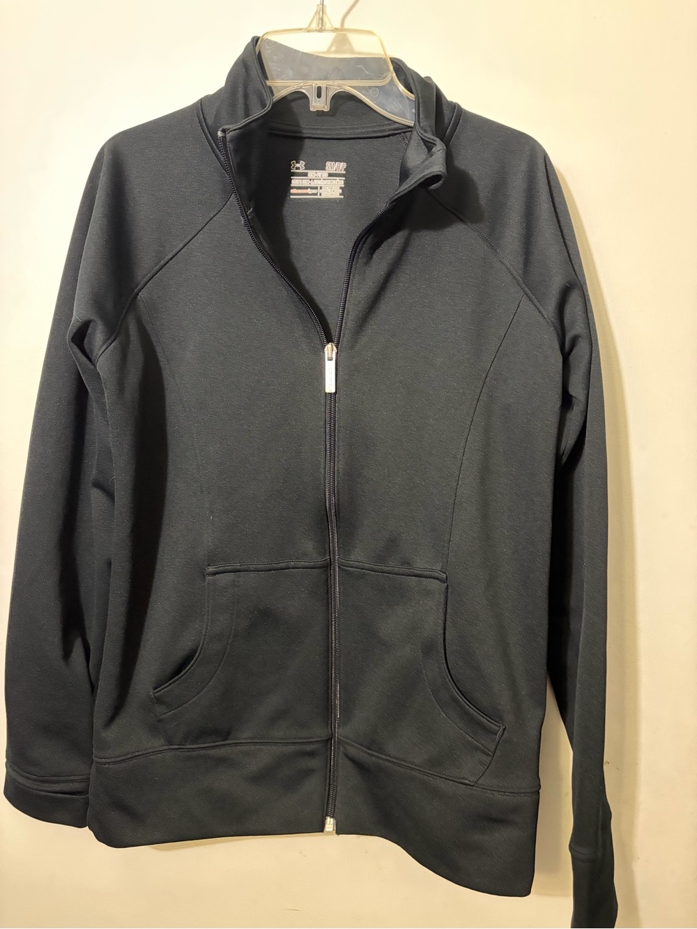 Under armour black zip jacket small